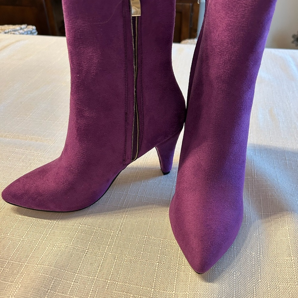 NWOT Purple Women's Boots